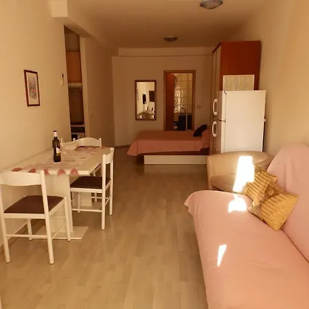 Studio 2675a * Baska Voda